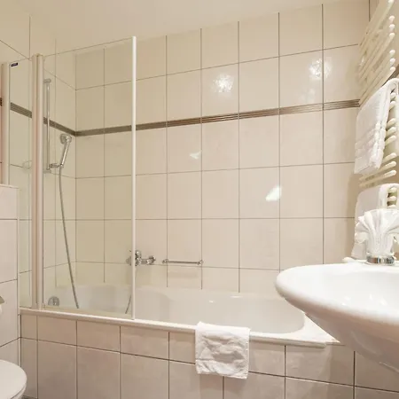 Dolce Appartement-fewo 4-bettwohnung Nadelhorn By Interhome Appartamento Saas-Fee